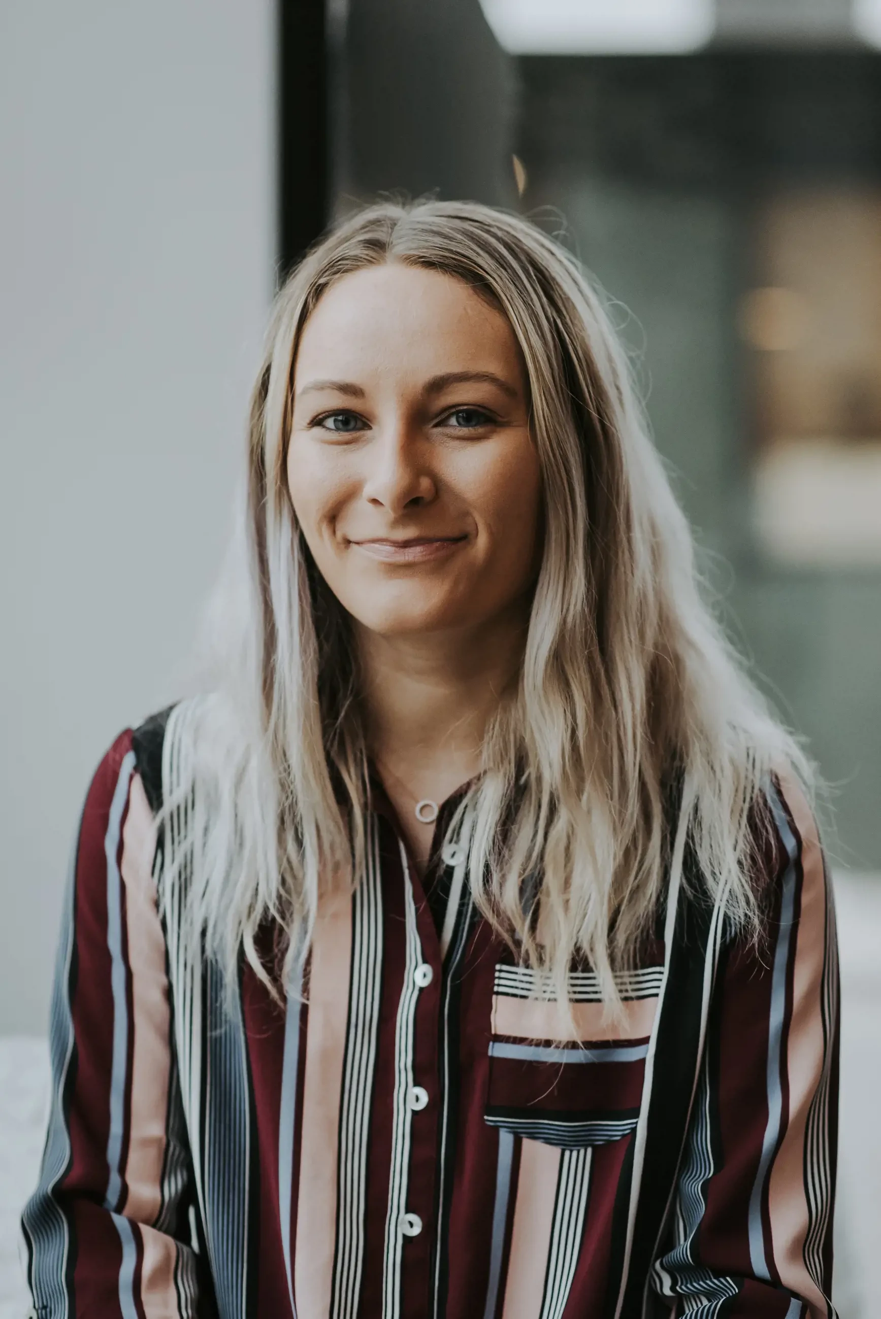 Mackenzie - Receptionist