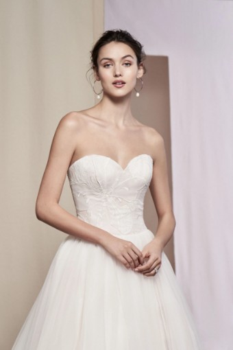 Justin Alexander Signature Style #99099 #4 Sand/Ivory thumbnail